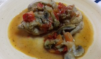Conejo con champiñones