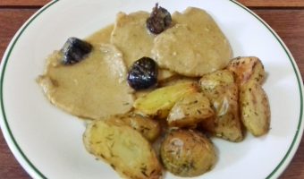 Filetes de lomo con ciruelas
