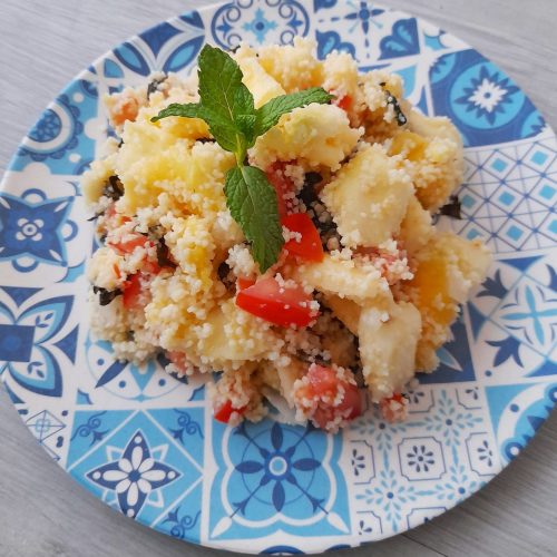 Cuscús con mango y manzana