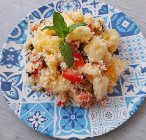 Cuscús con mango y manzana