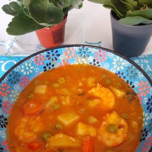 Curry de langostinos con verduras