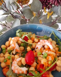 Ensalada de garbanzos y gambas