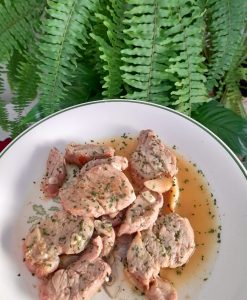 Solomillo de cerdo al ajillo