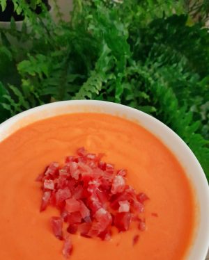Gazpacho o salmorejo de sandía