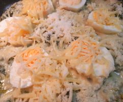 Huevos con espinacas a la crema